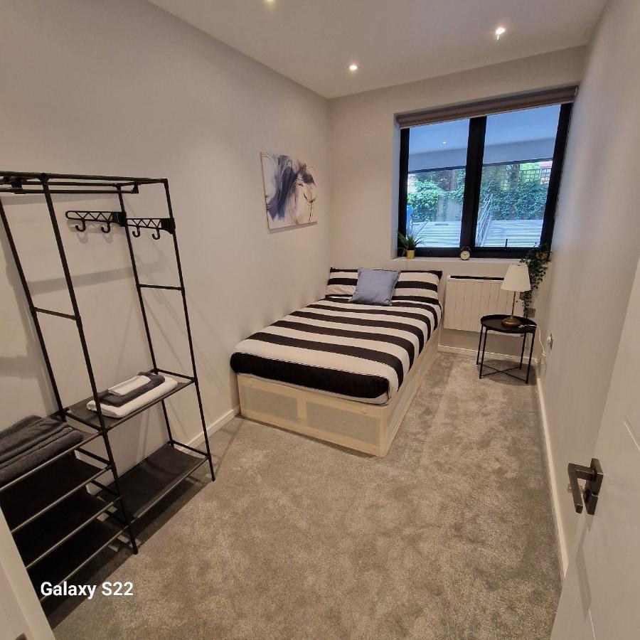 Dream Apartment Finchley 4 Min Walk To The Train Hendon Exterior photo